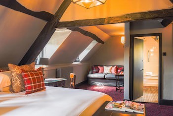 The Lygon Arms - An Iconic Luxury Hotel
