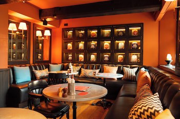 The Lygon Arms - An Iconic Luxury Hotel