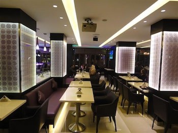 Duroy Hotel
