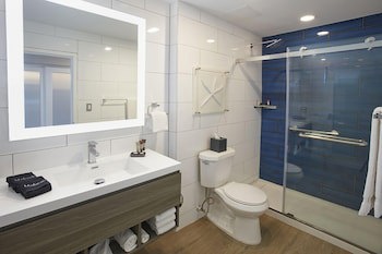 Divi Carina Bay All Inclusive Beach Resort & Casino  (Adults Only)