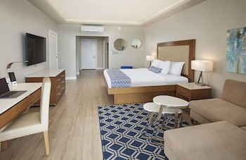 Divi Carina Bay All Inclusive Beach Resort & Casino  (Adults Only)