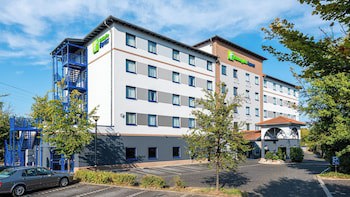Holiday Inn Express Koln-Troisdorf by IHG
