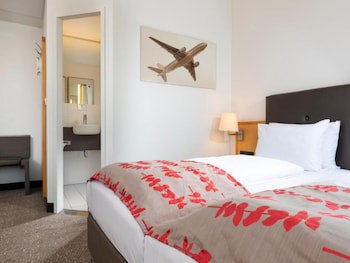 Holiday Inn Frankfurt Airport - Neu-Isenburg by IHG galeri fotoğrafı