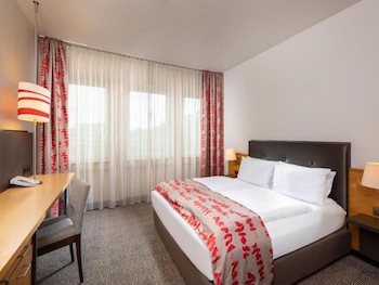 Holiday Inn Frankfurt Airport - Neu-Isenburg by IHG galeri fotoğrafı