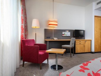 Holiday Inn Frankfurt Airport - Neu-Isenburg by IHG galeri fotoğrafı