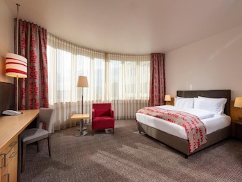 Holiday Inn Frankfurt Airport - Neu-Isenburg by IHG galeri fotoğrafı