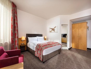 Holiday Inn Frankfurt Airport - Neu-Isenburg by IHG galeri fotoğrafı