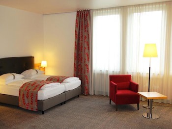 Holiday Inn Frankfurt Airport - Neu-Isenburg by IHG fotoğrafı