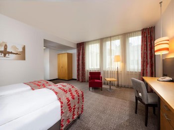 Holiday Inn Frankfurt Airport - Neu-Isenburg by IHG galeri fotoğrafı