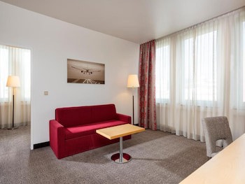 Holiday Inn Frankfurt Airport - Neu-Isenburg by IHG galeri fotoğrafı