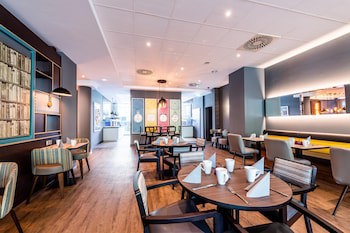 Premier Inn Essen City Limbecker Platz galeri fotoğrafı