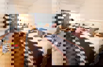 Crowne Plaza Limassol, An Ihg Hotel