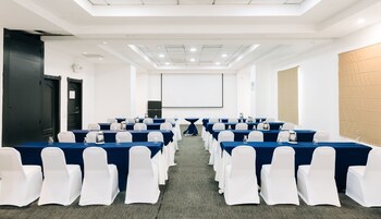 Holiday Inn San Salvador, An Ihg Hotel
