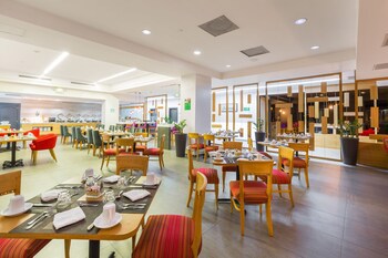 Holiday Inn San Salvador, An Ihg Hotel