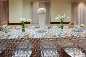Holiday Inn San Salvador, An Ihg Hotel