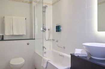 Doubletree By Hilton Brighton Metropole