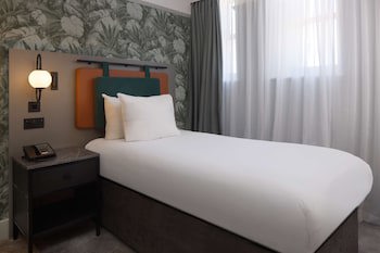 Doubletree By Hilton Brighton Metropole