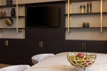 Doubletree By Hilton Brighton Metropole