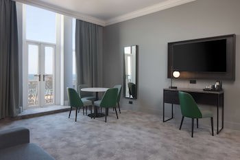 Doubletree By Hilton Brighton Metropole