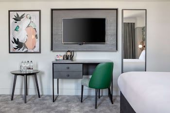 Doubletree By Hilton Brighton Metropole