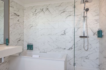 Doubletree By Hilton Brighton Metropole