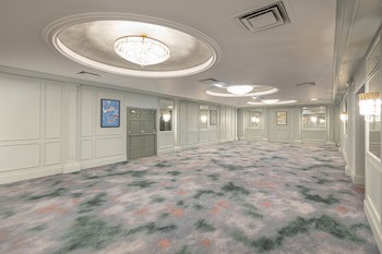 Doubletree By Hilton Brighton Metropole