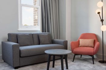 Doubletree By Hilton Brighton Metropole