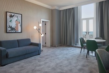 Doubletree By Hilton Brighton Metropole
