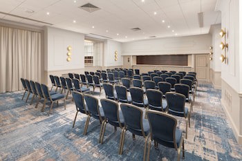 Doubletree By Hilton Brighton Metropole