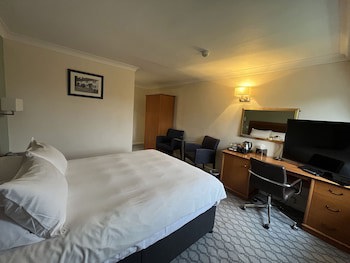Avisford Park Hotel