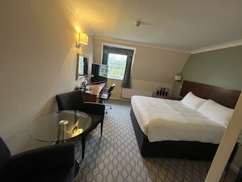 Avisford Park Hotel