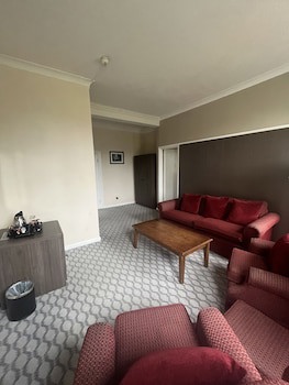 Avisford Park Hotel