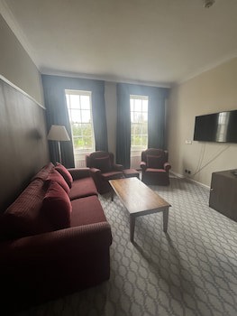 Avisford Park Hotel