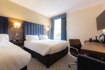 Avisford Park Hotel