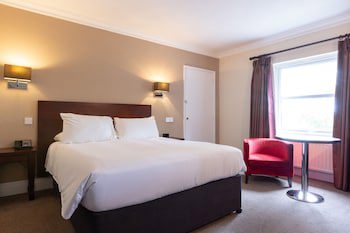 Avisford Park Hotel