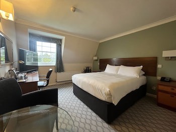 Avisford Park Hotel