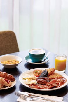 Doubletree By Hilton Bristol North