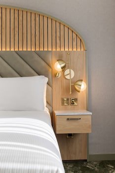 Doubletree By Hilton Bristol North