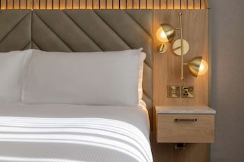 Doubletree By Hilton Bristol North