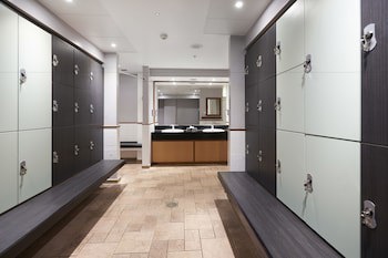 Doubletree By Hilton Dartford Bridge