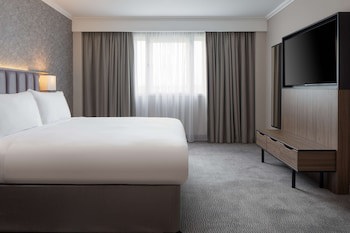 Doubletree By Hilton Dartford Bridge