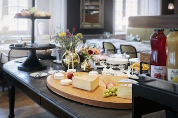La Couronne Atelier Dependance