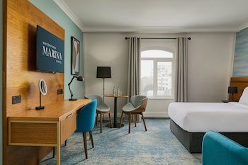 Waterford Marina Hotel