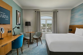 Waterford Marina Hotel