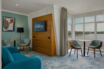 Waterford Marina Hotel