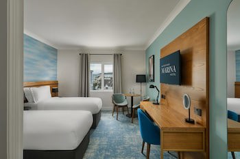 Waterford Marina Hotel