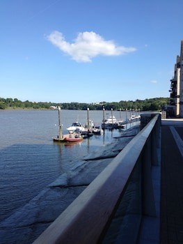Waterford Marina Hotel