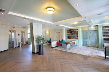 Waterford Marina Hotel