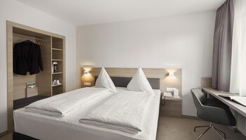 Scotty + Emily Hotel Ulm, Sure Hotel Collection by BW galeri fotoğrafı