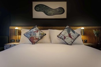 The Samuel Ryder Hotel St Albans, Tapestry Collection Hilton